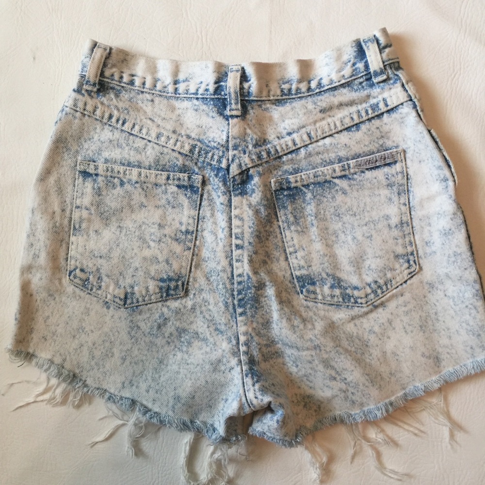 Vintage Like Acid Wash Cut Off Shorts